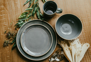 Heirloom Stoneware 4-Piece Place Setting