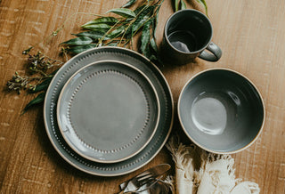 Heirloom Stoneware 4-Piece Place Setting