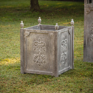 Chateau Planter