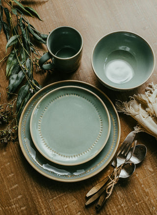 Heirloom Stoneware 4-Piece Place Setting