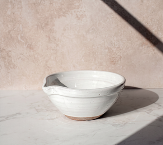 White Small Ceramic Pouring Bowl - 7.5"
